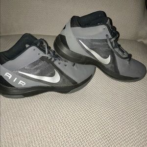 Boy’s/men’s size 9 Nike Air high tops! *LIKE NEW!*